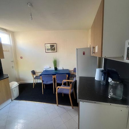 Simple Inn 韦克菲尔德 外观 照片