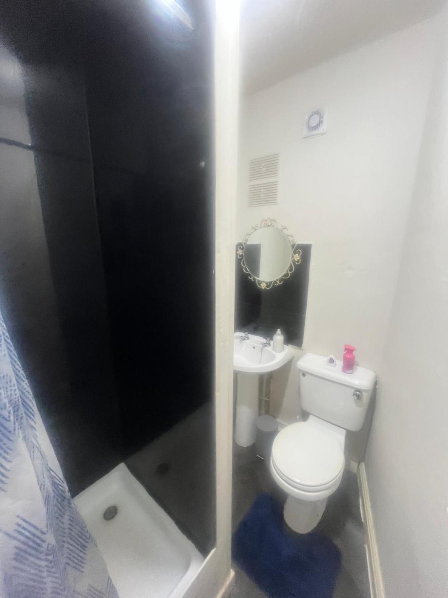 Simple Inn 韦克菲尔德 外观 照片